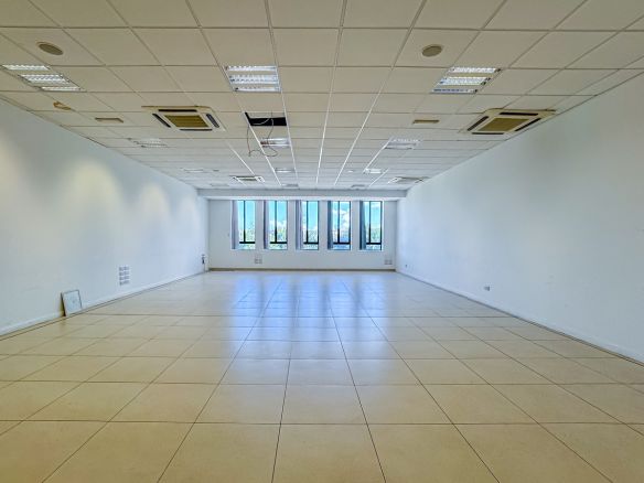 Open Plan Offices Malta Long Lets