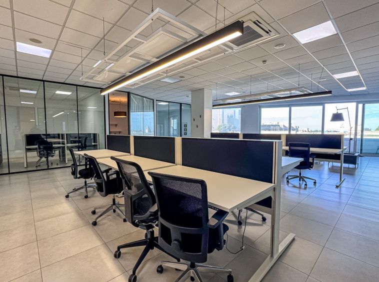 Office in Commercial Centre in Open Plan