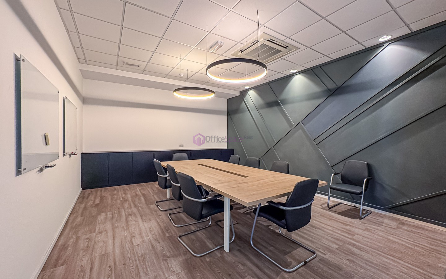 Office in Commercial Centre in Open Plan