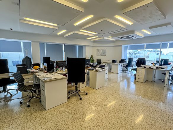 Modern Open Plan Office in Malta Birkirkara