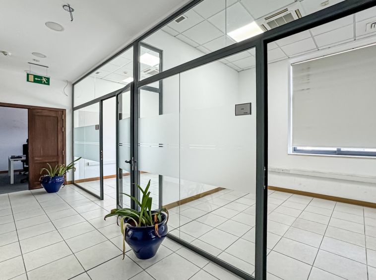 Office Space on One Floor in Office Block Malta