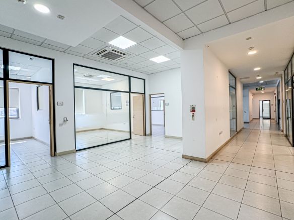 Office Space on One Floor in Office Block Malta