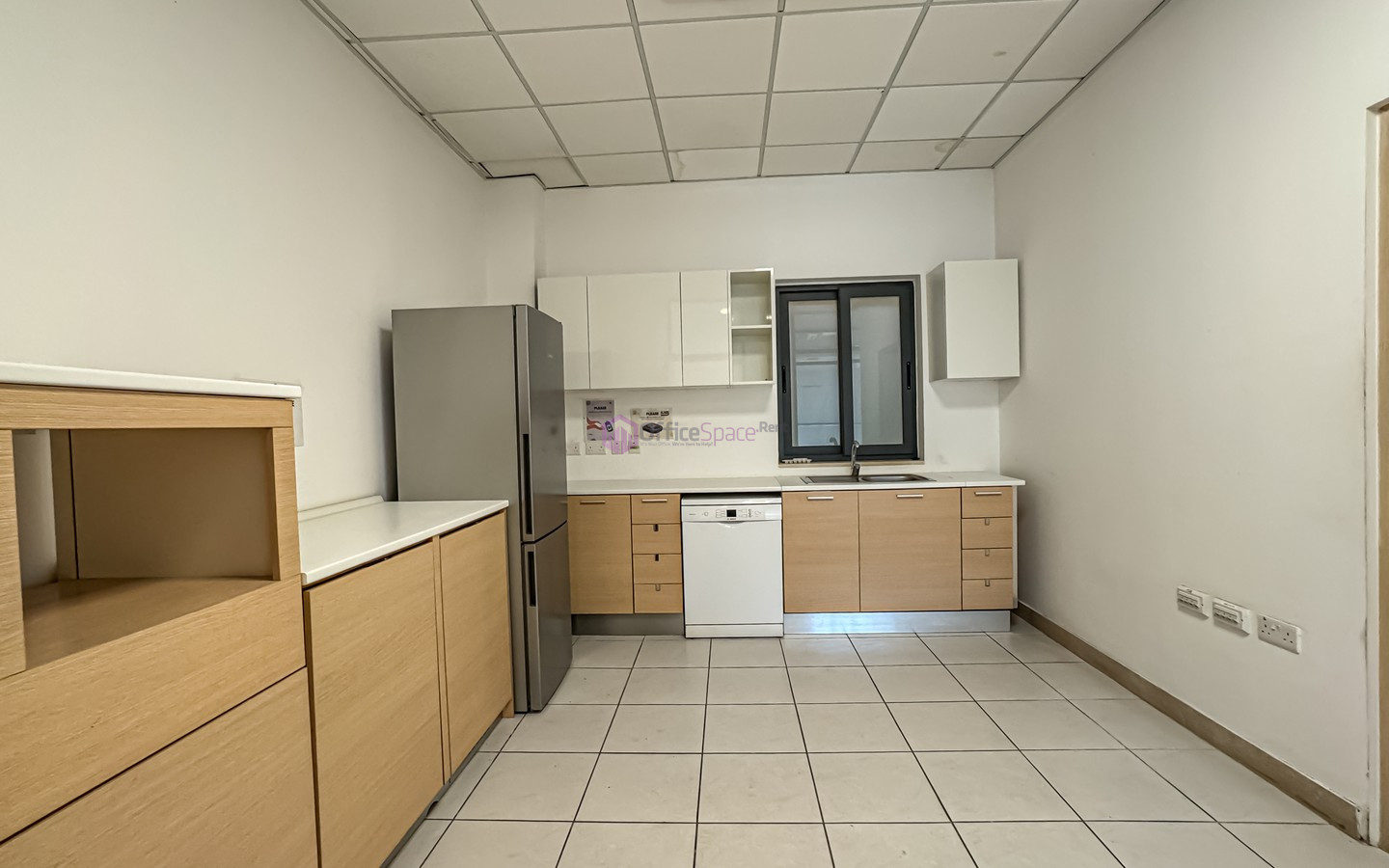 Office Space on One Floor in Office Block Malta