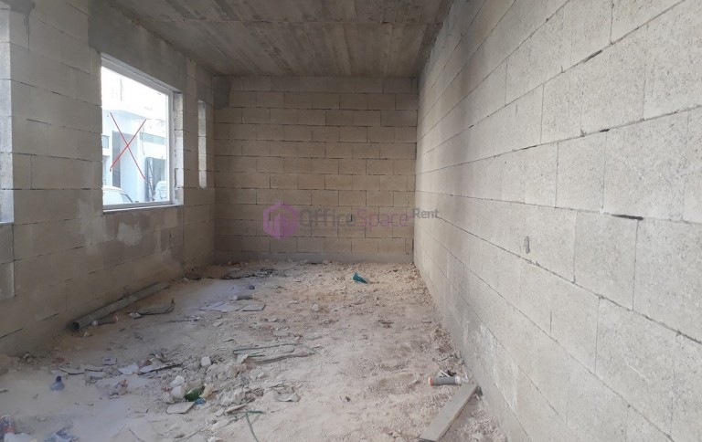 Office To let Mosta