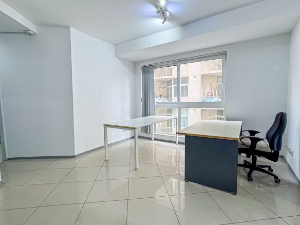 Small Sliema Office