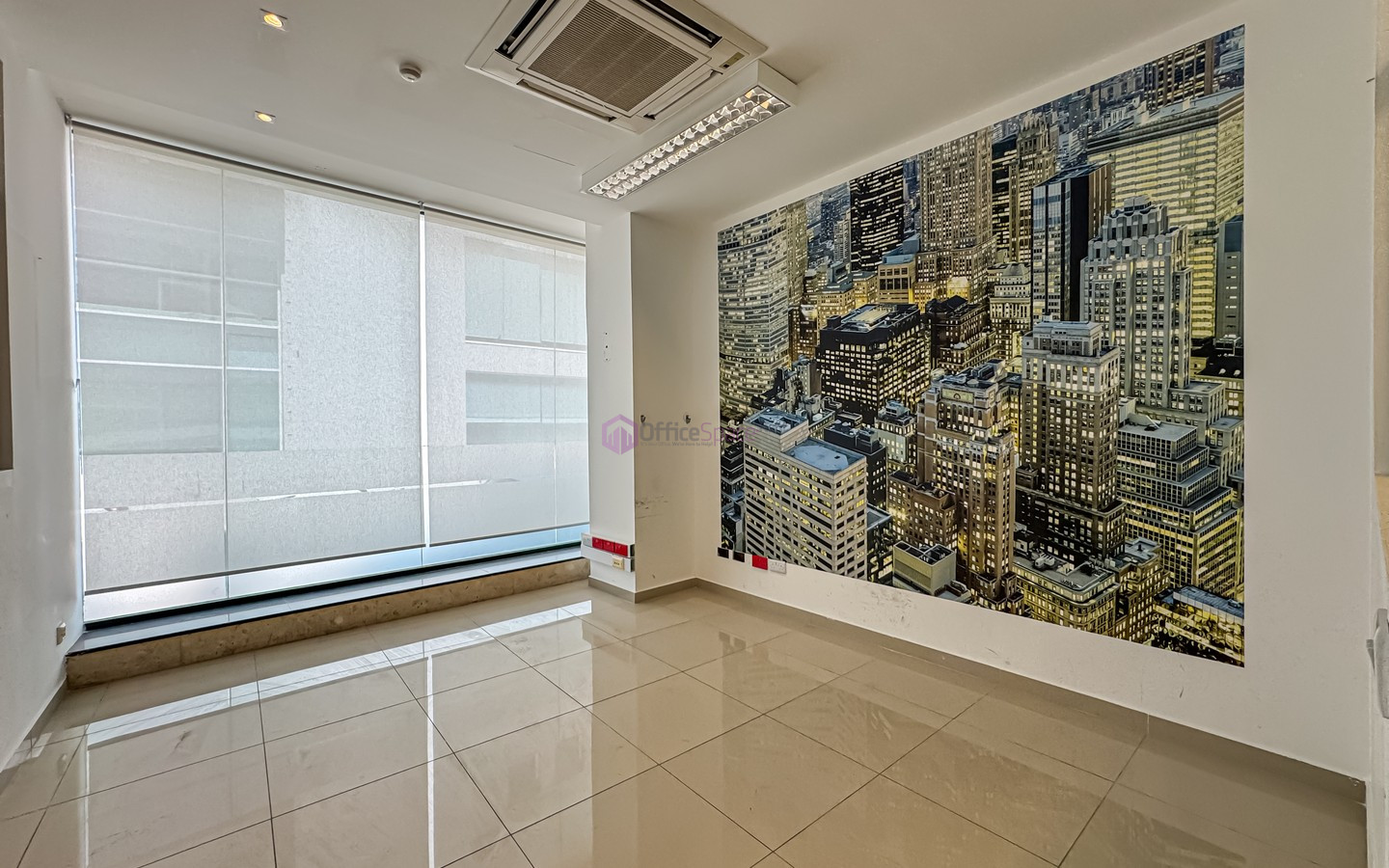 Showroom with Offices in Mriehel