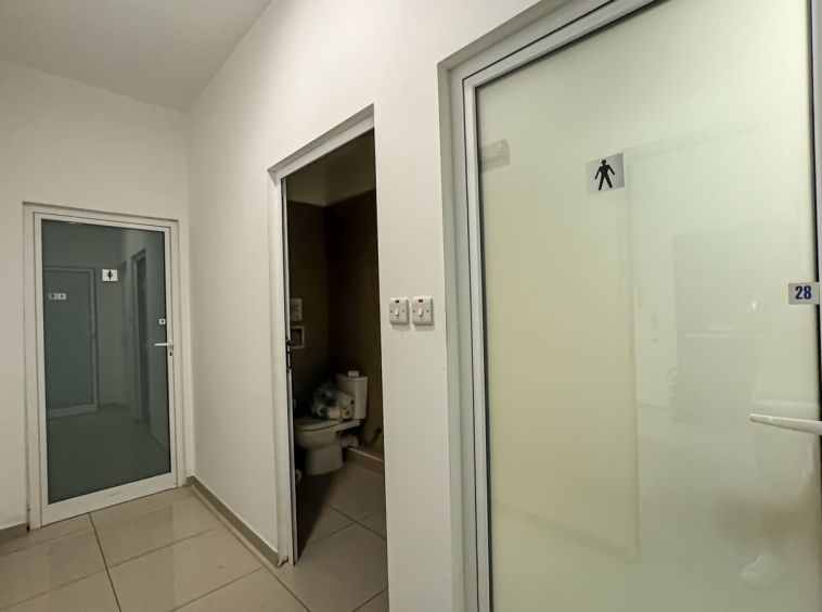 Showroom with Offices in Mriehel
