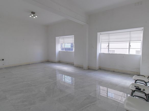 Rent Spacious Office Space Ta' Xbiex