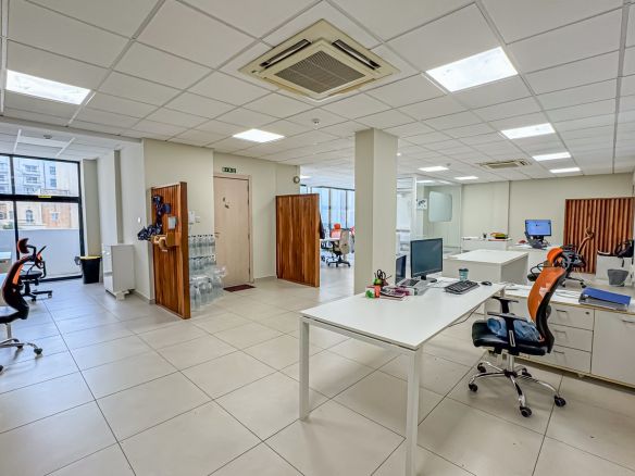 Rent Designer Office in Sliema