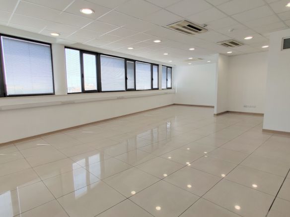 Rent Modern Offices San Gwann