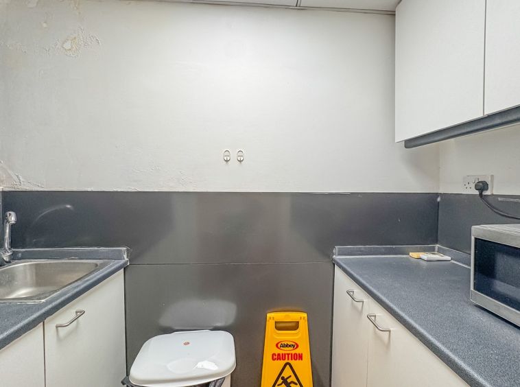 Rent St Julians Offices Seafront