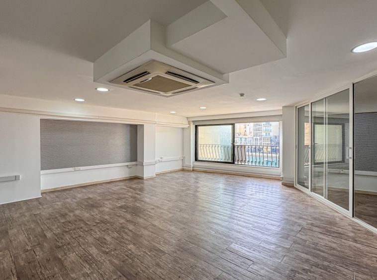 Rent St Julians Offices Seafront