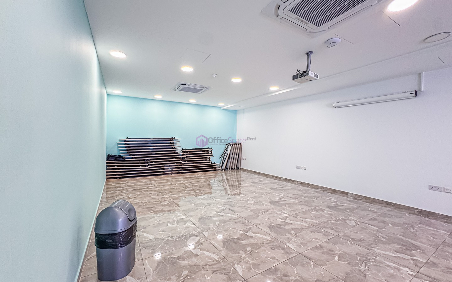 Rent 30 Desk Office Malta