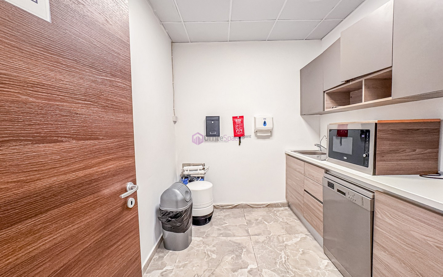 Rent 30 Desk Office Malta