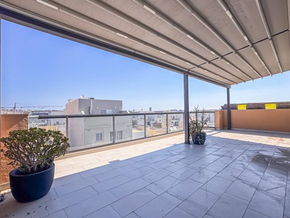Penthouse Office in Malta St Venera
