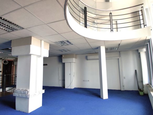 Seafront Office To Let Gzira