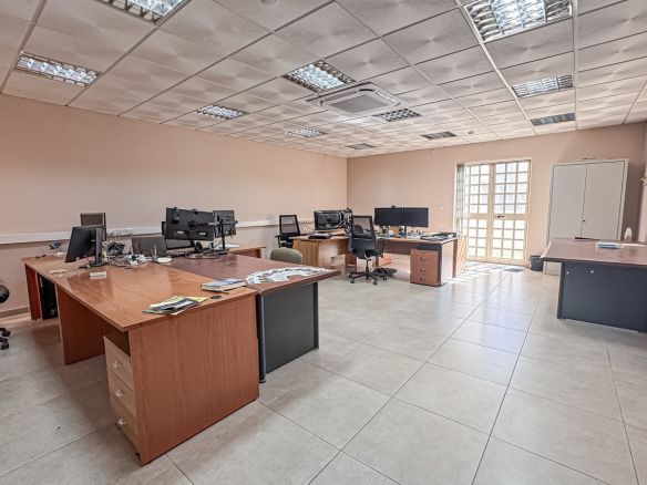 Office Space St Venera