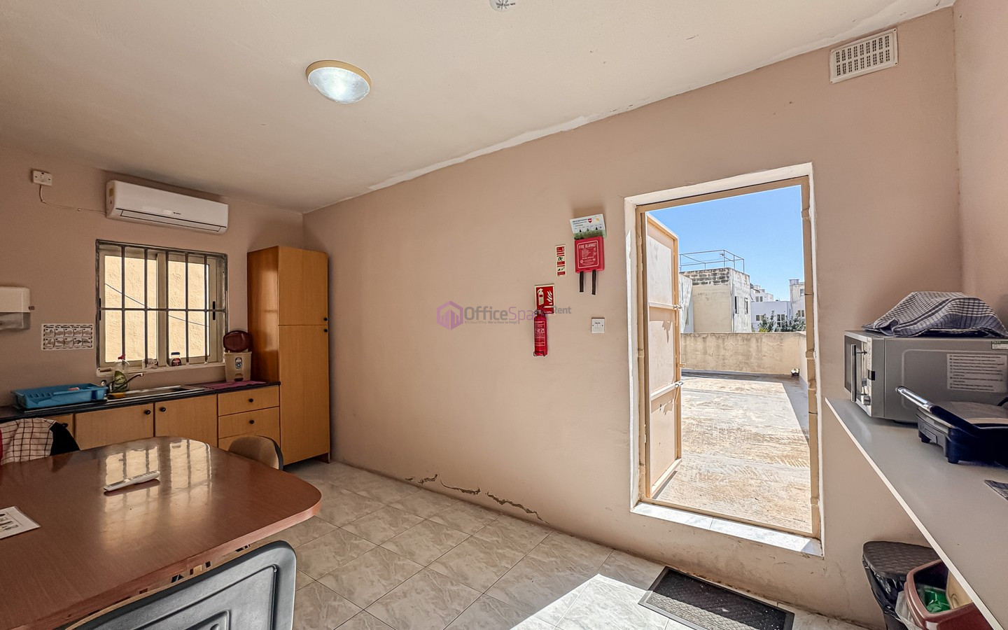 Office with Parking and Stores