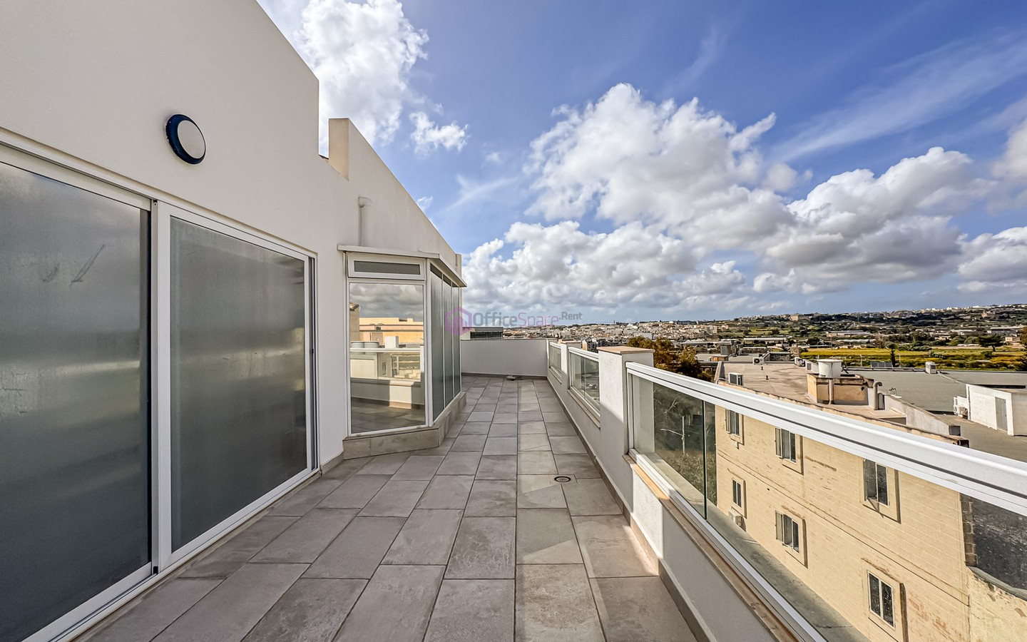 Central Business District Business Centre For Sale