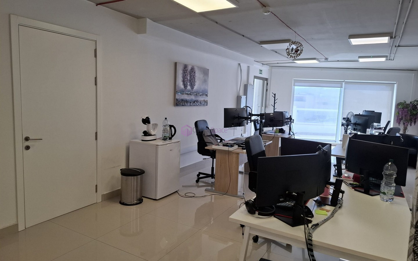 Central Business District Offices To Let