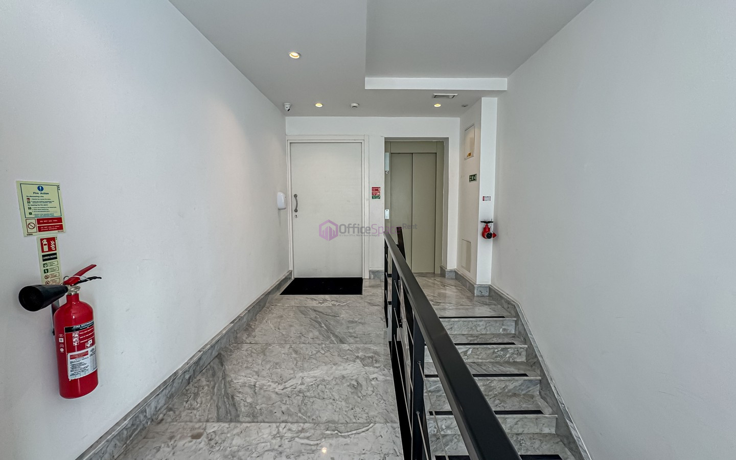 Penthouse Office To Let