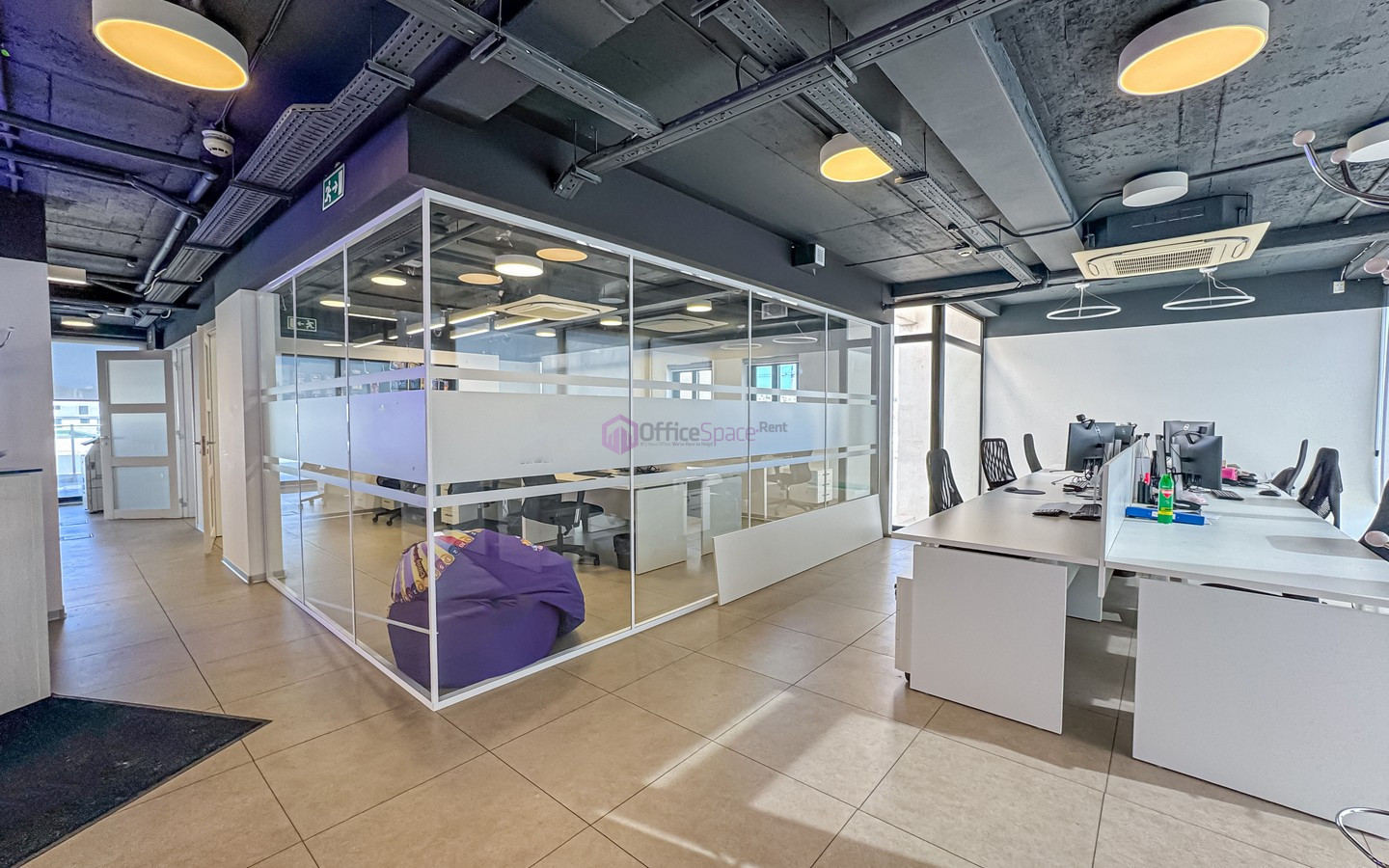 Penthouse Office To Let