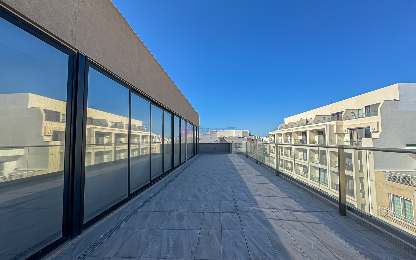Penthouse Office To Let