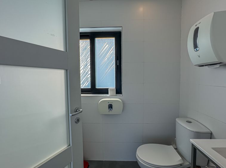 Penthouse Office To Let
