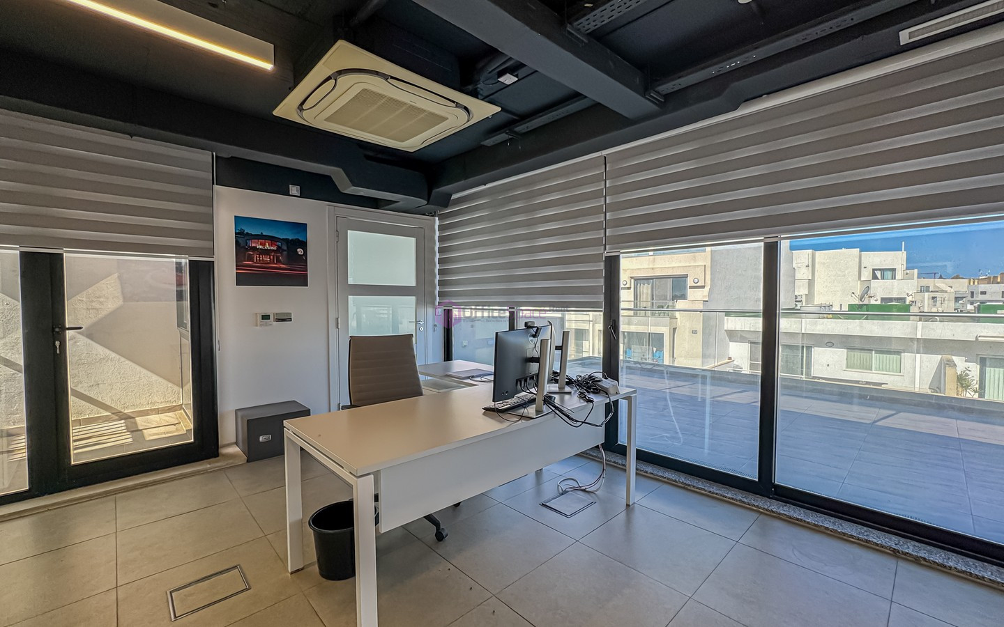 Penthouse Office To Let