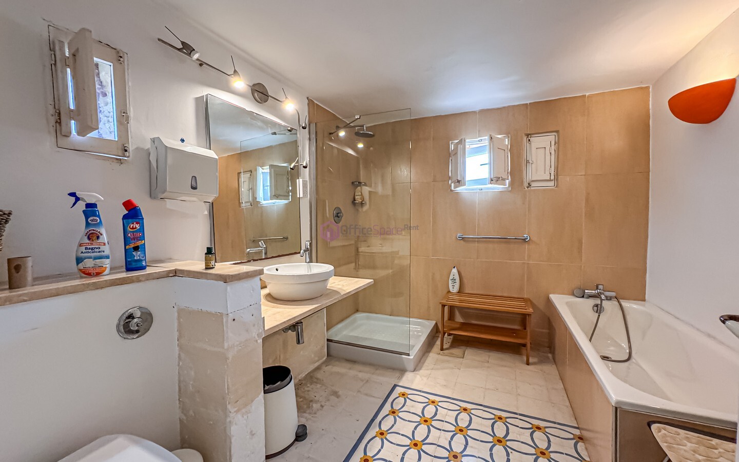 Iconic Villa Palazzo To Let St Julians