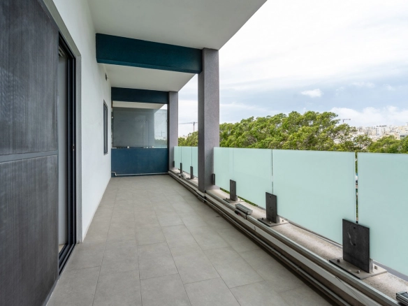 Seafront Modern Office