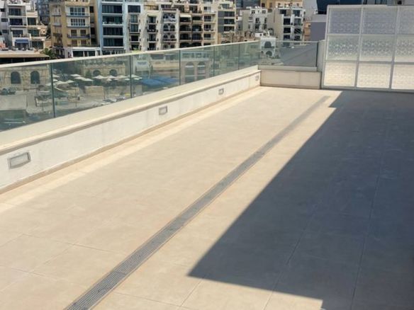 St Julians Penthouse Office