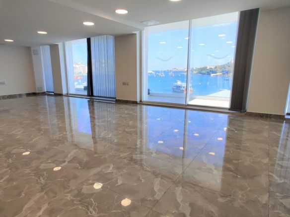 Seafront Offices Gzira to Let
