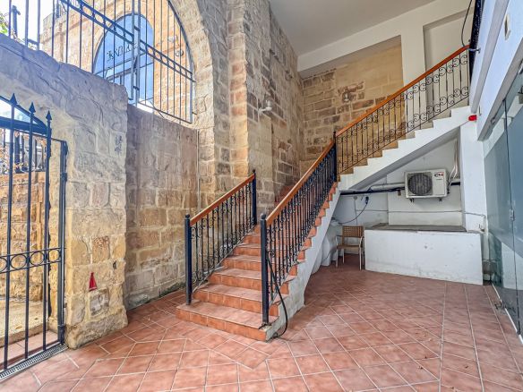 St Julians Open Plan Office To Let