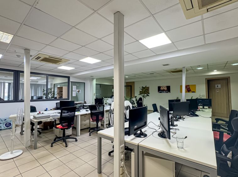 Modern Office Space Mosta