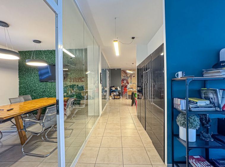 Office To Let in St Venera