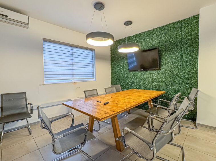 Office To Let in St Venera