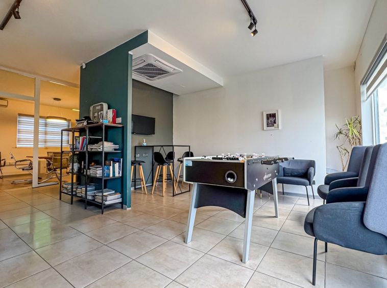 Office To Let in St Venera