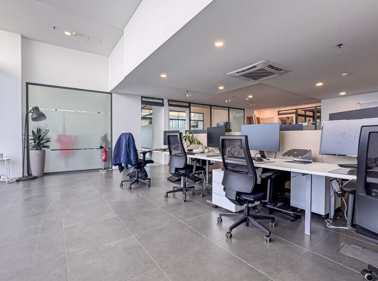 Seafront Tigne Point Sliema Office