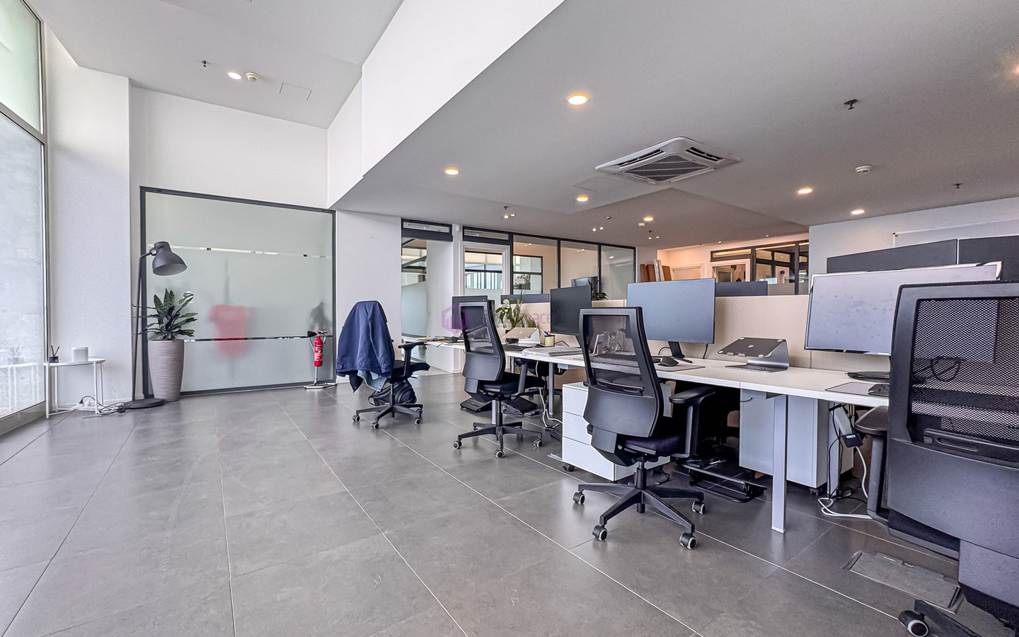 Seafront Tigne Point Sliema Office