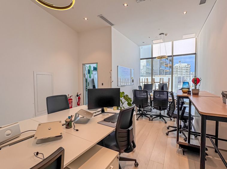 Tigne Point Sliema Office To Let