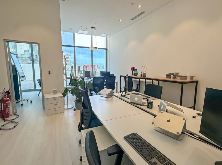 Tigne Point Sliema Office To Let