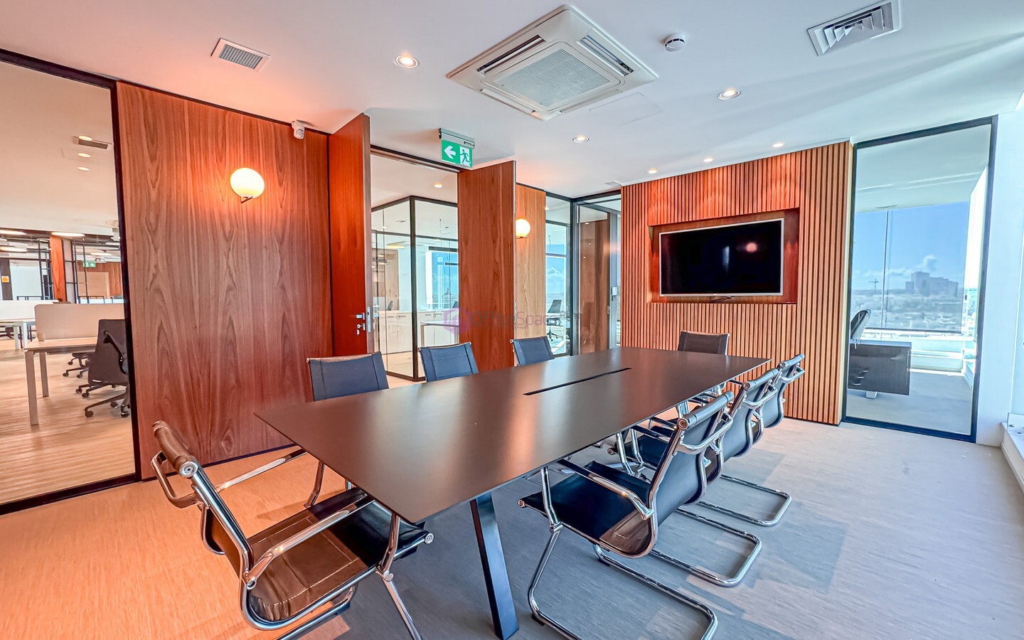 Designer Finished Penthouse Office To Let