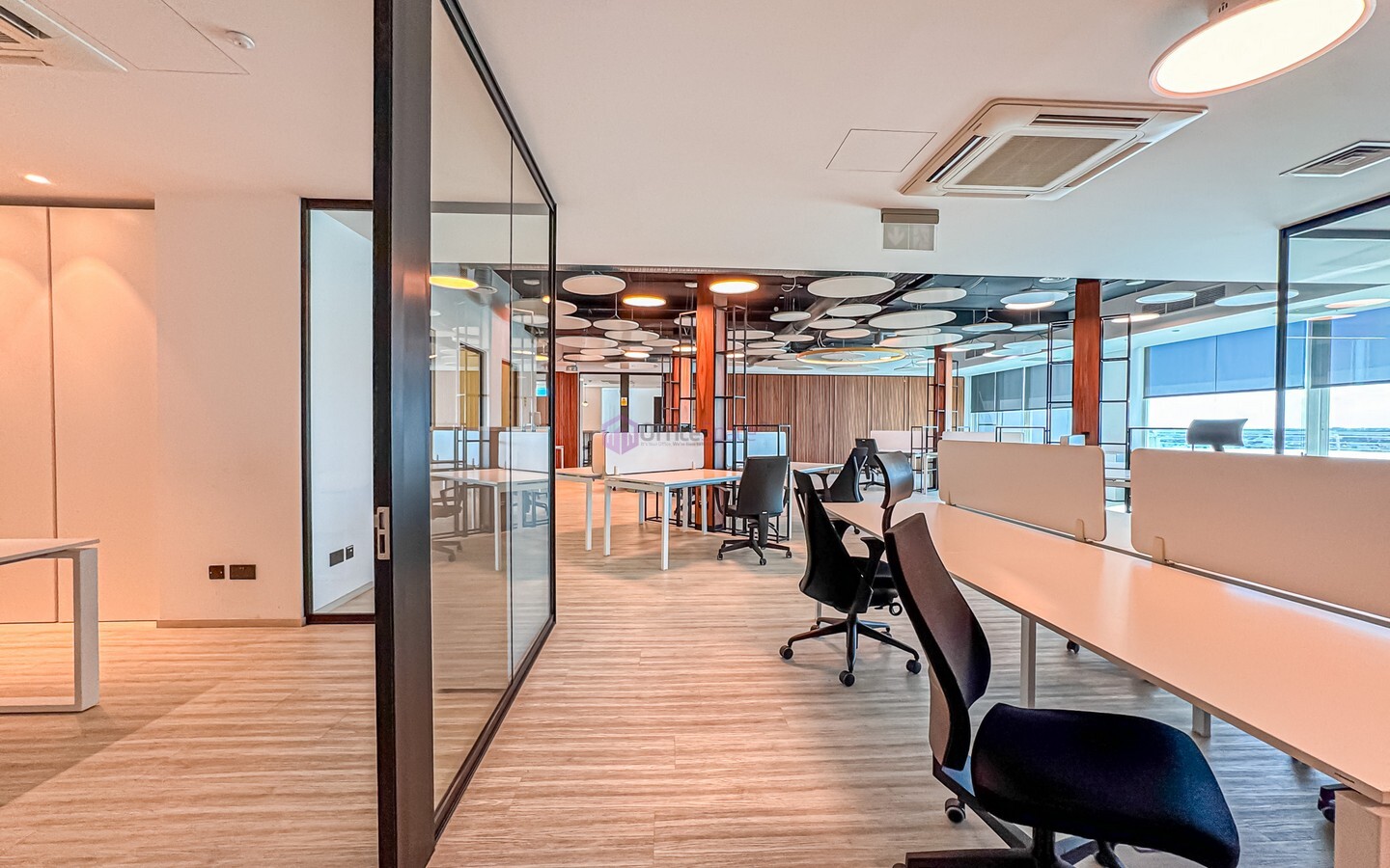Designer Finished Penthouse Office To Let