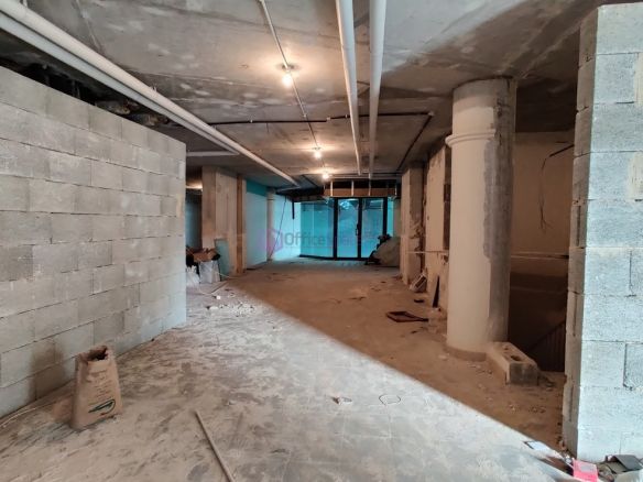 Balluta Commercial Space to Let