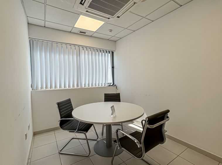 Modern Penthouse Offices To Let