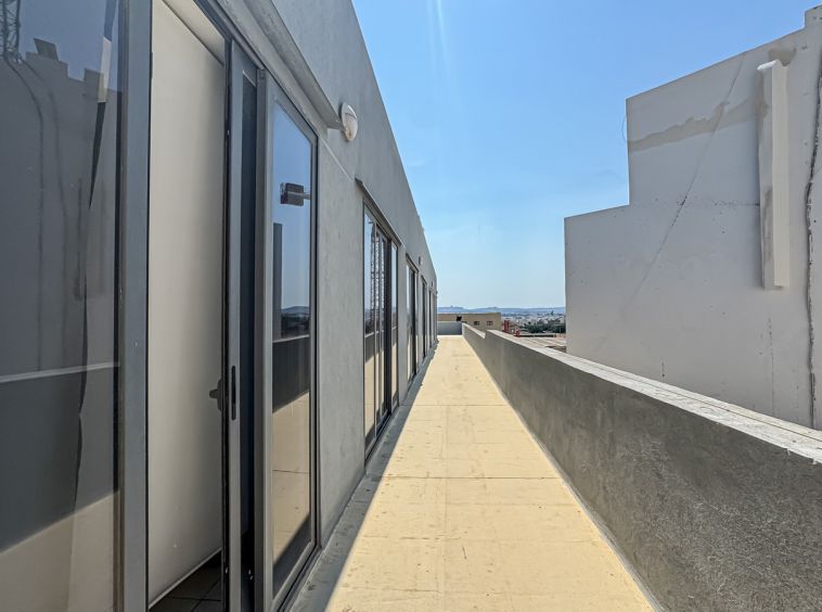 Modern Penthouse Offices To Let