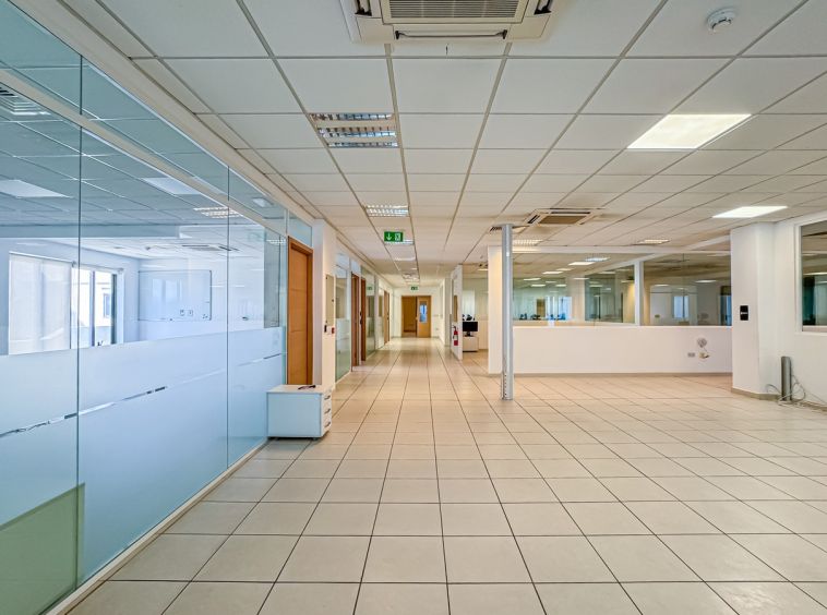 Modern Penthouse Offices To Let