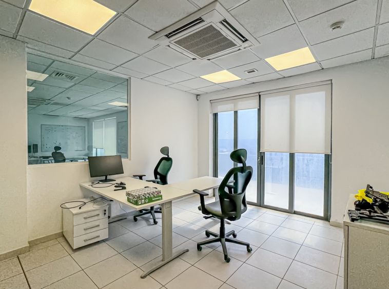 Modern Penthouse Offices To Let