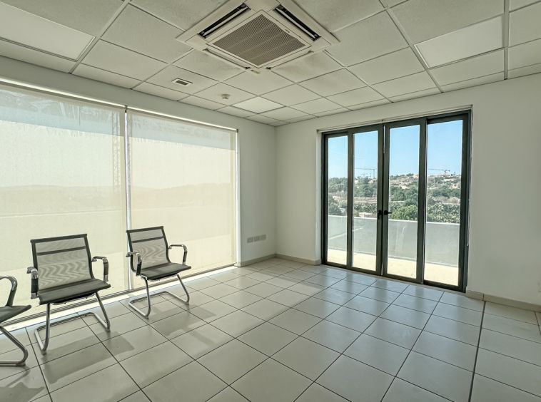Modern Penthouse Offices To Let